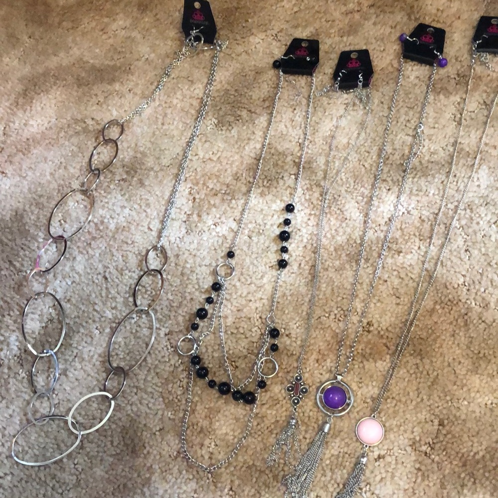 Long necklace!